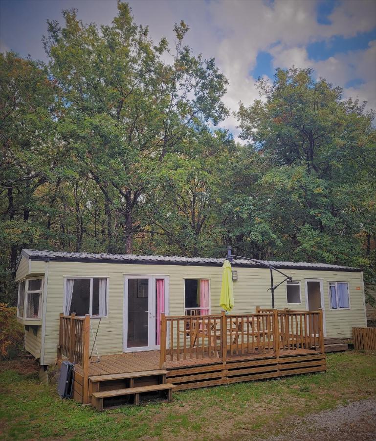 Camping Bois de St Hilaire Chalandray Extérieur photo