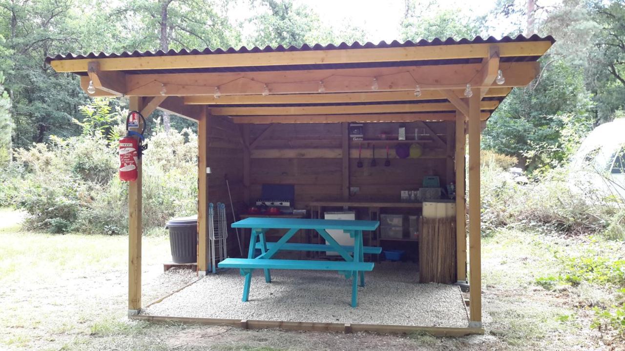 Camping Bois de St Hilaire Chalandray Extérieur photo