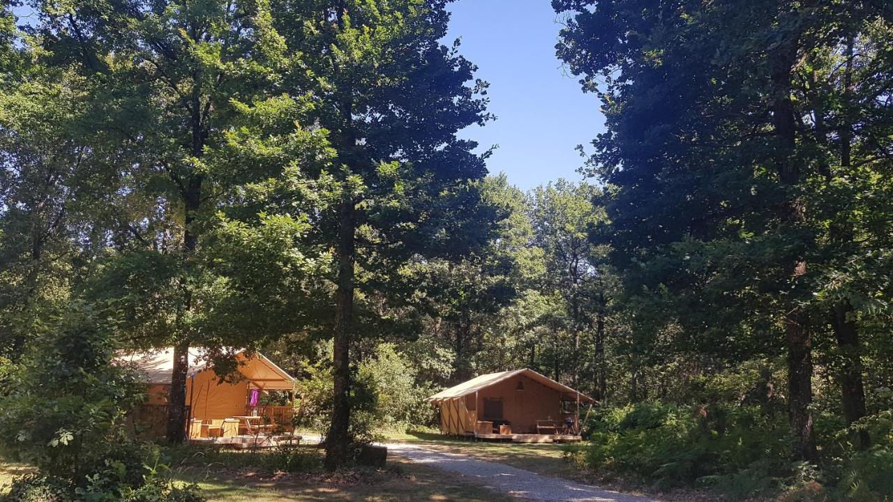 Camping Bois de St Hilaire Chalandray Extérieur photo